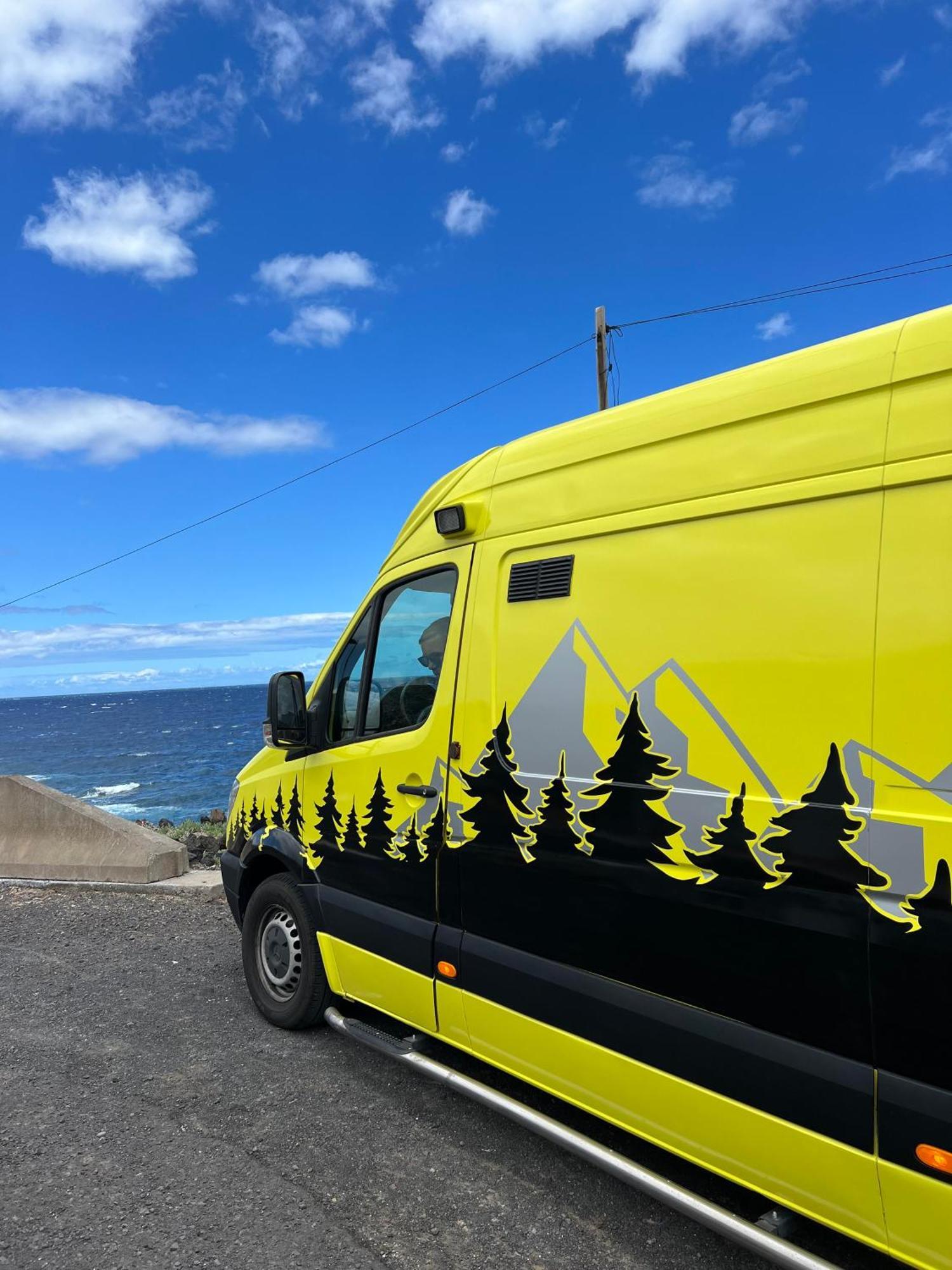 On Road- Feel Freedom With Campervan! Guincho  Luaran gambar