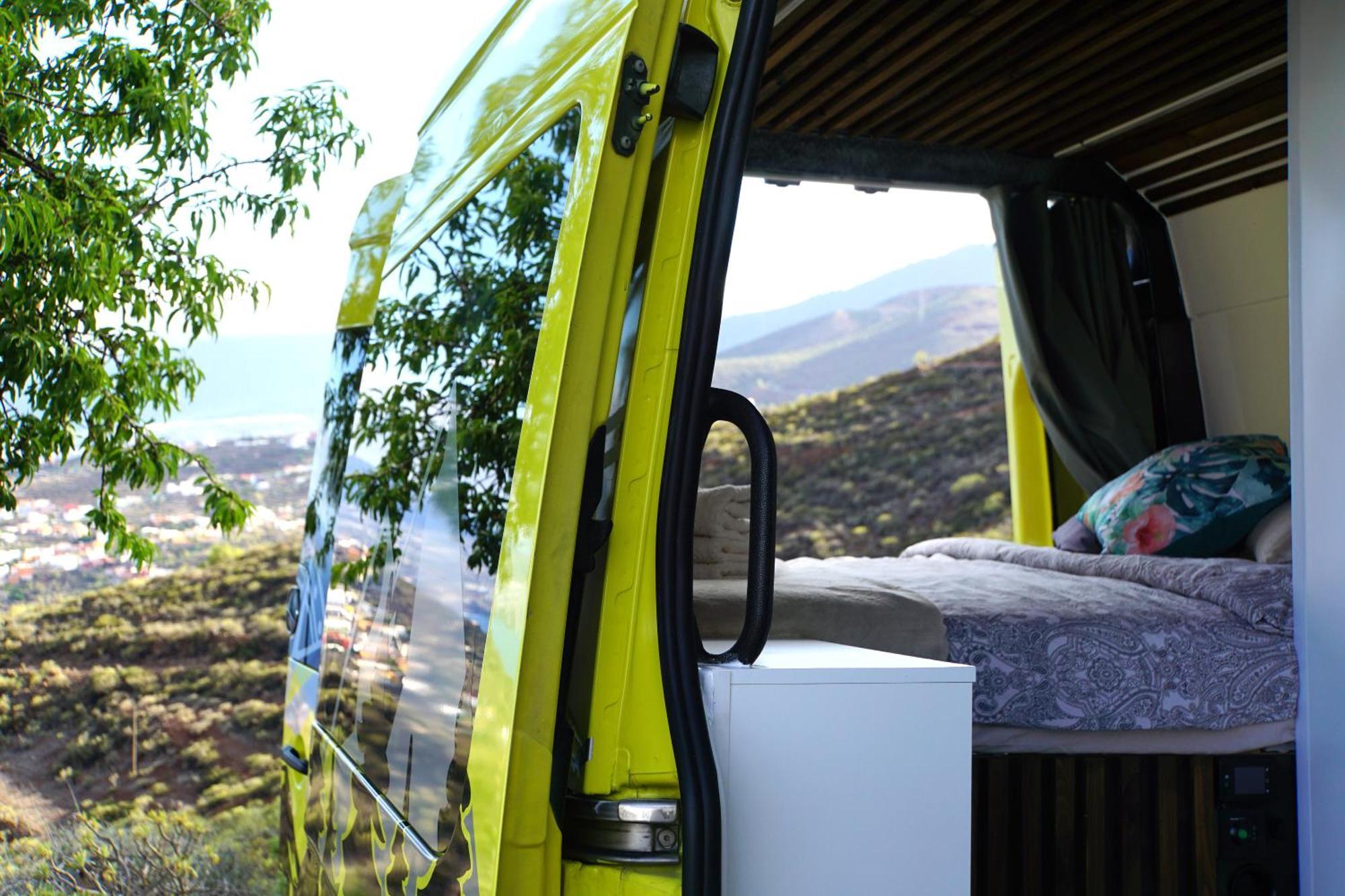 On Road- Feel Freedom With Campervan! Guincho  Luaran gambar
